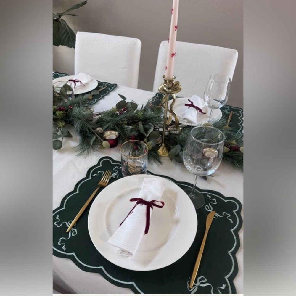 Elegant Gold Bow Candle Holders. Set of 3 handle holders. - Picture 7 of 7